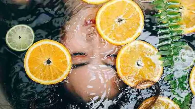 sliced lemon on bathtub