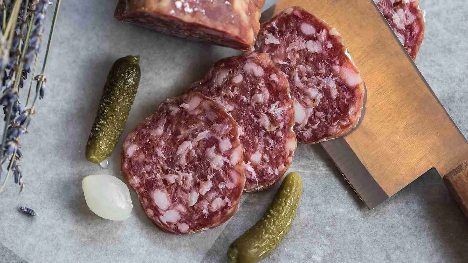 sliced meats and meat clever