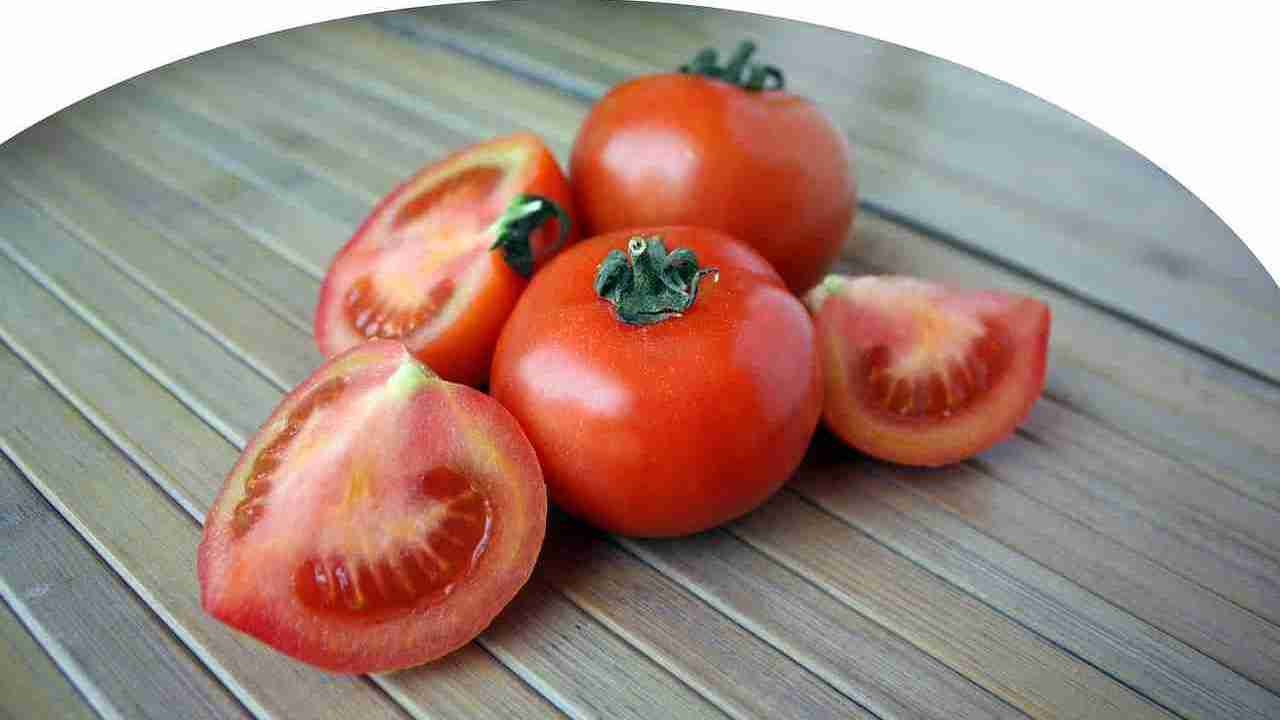  sliced tomatoes