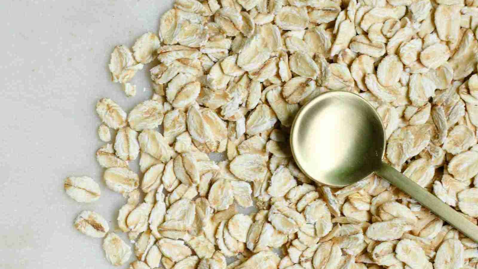 oats in a plate