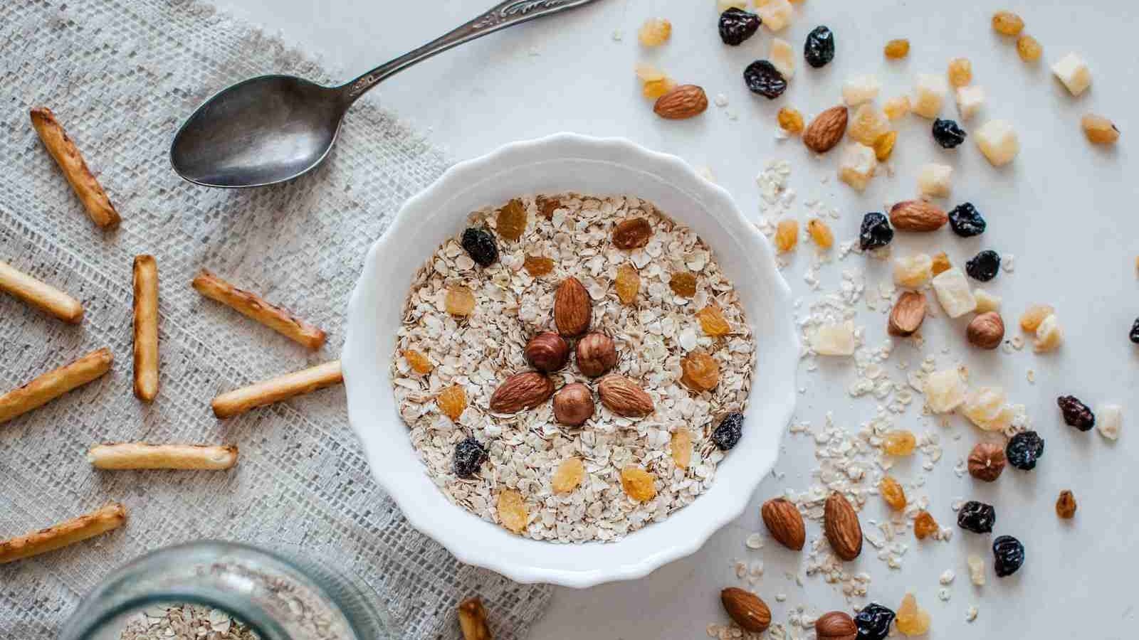 Why Does Oats Make Me Bloated Does Oatmeal Make You Bloated? - Nutrition Aspect